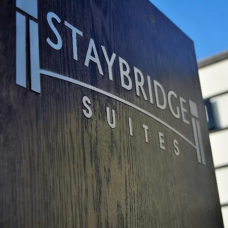Staybridge London Heathrow - Bath Road, An Ihg Hotel 4*