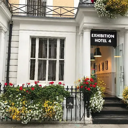 Hotel Exhibition Court 4 2*