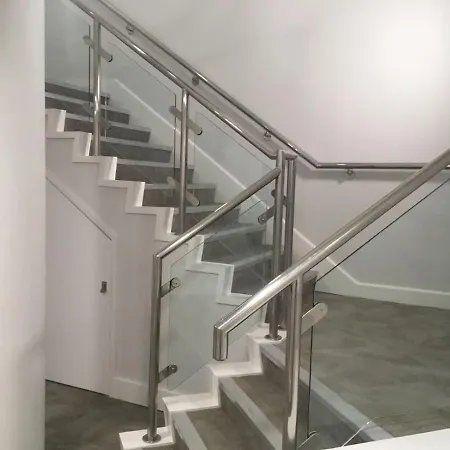 Apartment Heathrow By Manhatan London