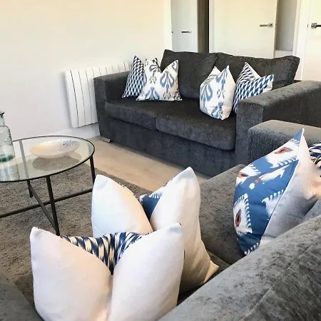 Apartment Heathrow By Manhatan