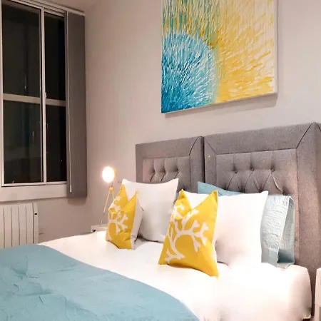 Heathrow By Manhatan Apartment London