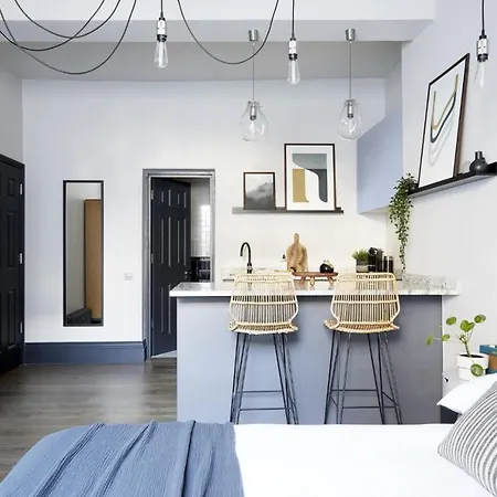 Contemporary - Minutes From Angel Tube St. Апартаменты