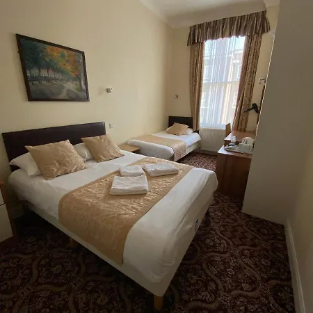 Belvedere Hotel 2*