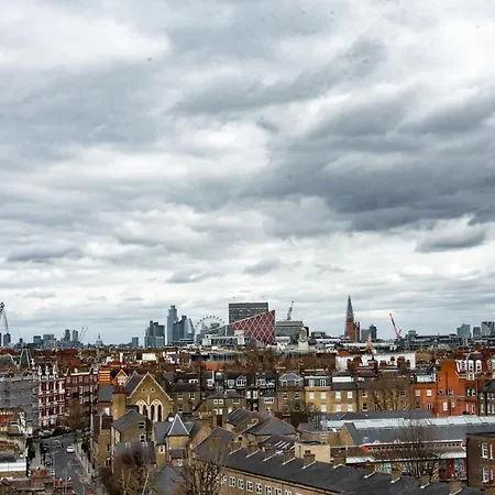 803 - Nell Gwynn House, Chelsea Apartment London