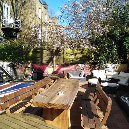 Saint Backpackers Hostel London
