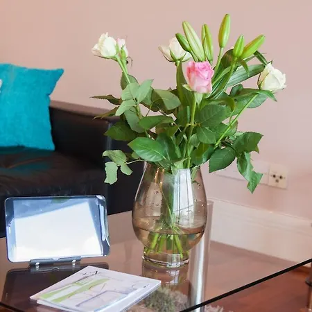 Canary Wharf Luxury River View 4*