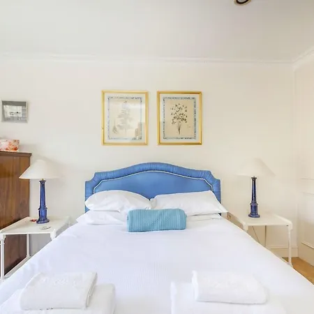 Classic South Kensington With Balcony Londres