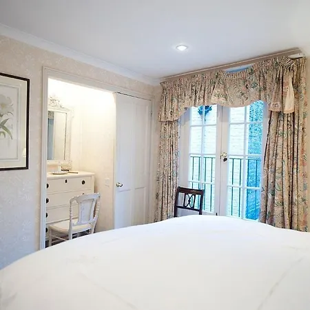 The Agent Pimlico King Bed Hotel 3*