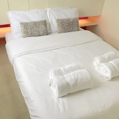 Comfortable Earls Court 3* London
