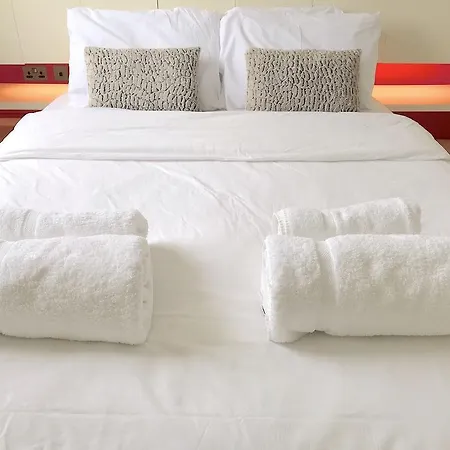 Comfortable Earls Court Hotel