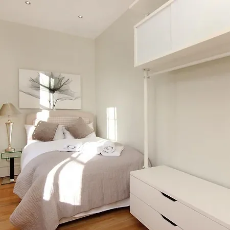 Hotel Lifestyle Knightsbridge 4*