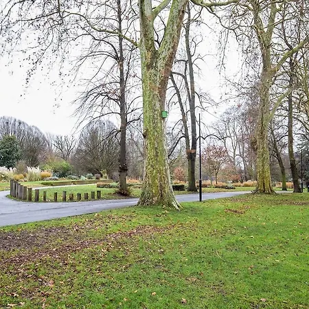 Guest house Acton Hill 2*
