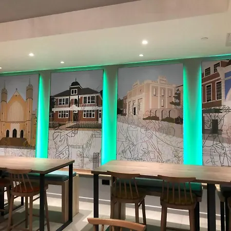 Hotel Hampton By Hilton Ealing London