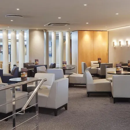 Hotel London - Heathrow M4,jct.4, An Ihg 4*