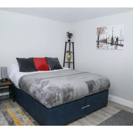 Stayzo - Crofton Park - Refurbished *