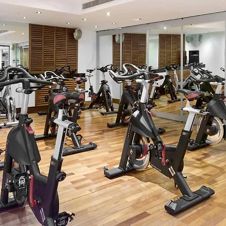 Hotel Leonardo Royal St Paul’s 4*