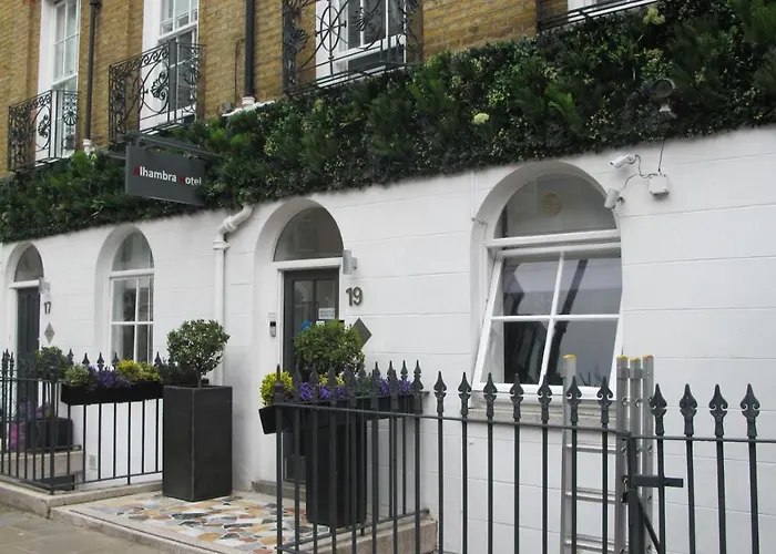 foto di Alhambra Hotel Londra