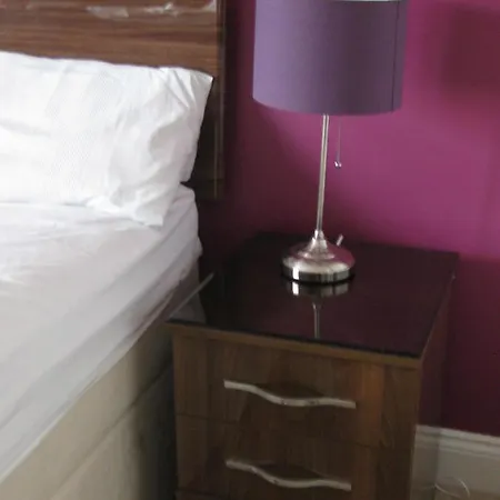 Brooklyn House Barnet