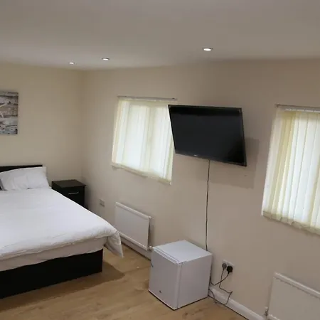 A A Guest Thamesmead 게스트하우스 Erith