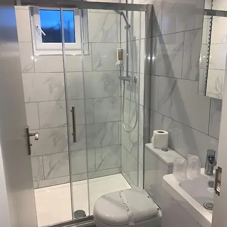 Hotel Holtwhites Enfield