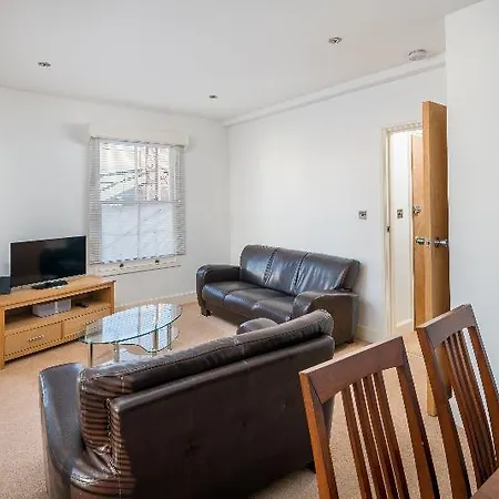 Oyo 126 Flat 1 21 Lower Marsh Waterloo Hotel 3*
