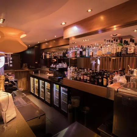 Hotel The Continental Hotel, Heathrow 4*