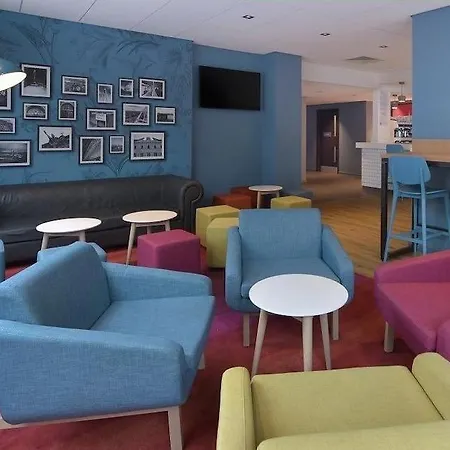 Hotel Travelodge Waterloo 3*
