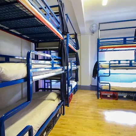 Backpackers Youth 18 - 35 Years Old Only Vandrarhem *