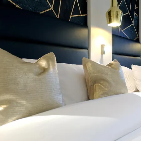 Aparthotel Nox Waterloo 4*