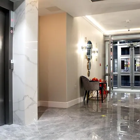 Nox Waterloo Aparthotel 4*