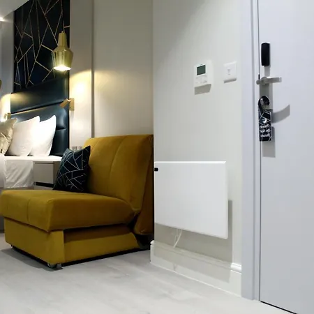 Nox Waterloo Aparthotel 4*