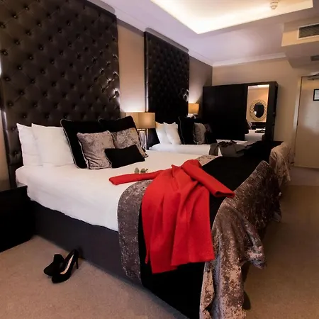 Hotel The Continental Hotel, Heathrow 4*