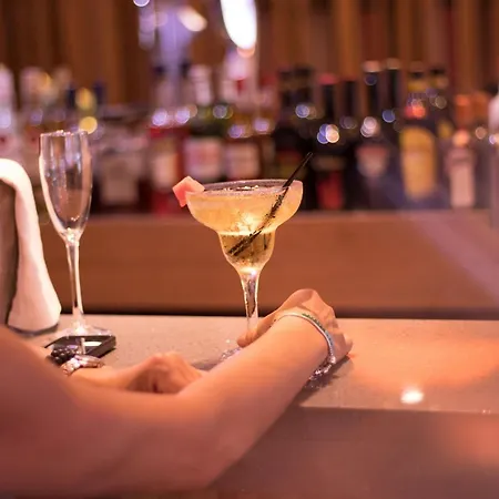 The Continental Hotel, Heathrow 4* Hounslow