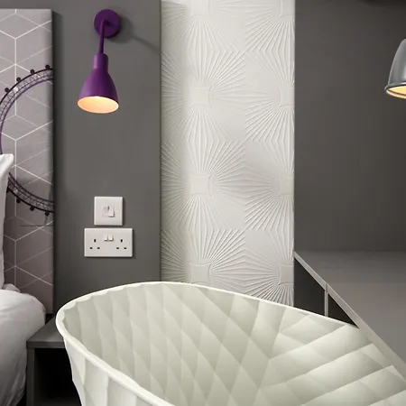 Ibis Styles London 3*