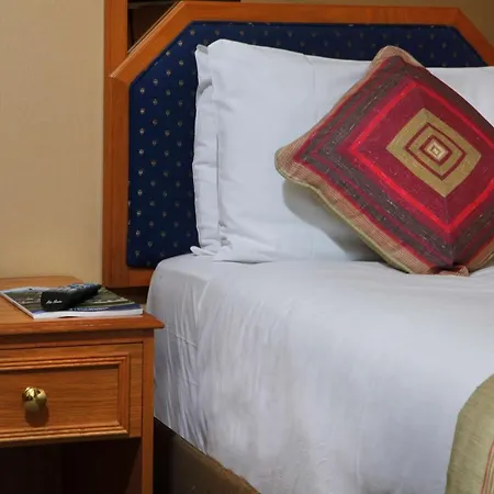 Western Burns Kensington Hotell 3*