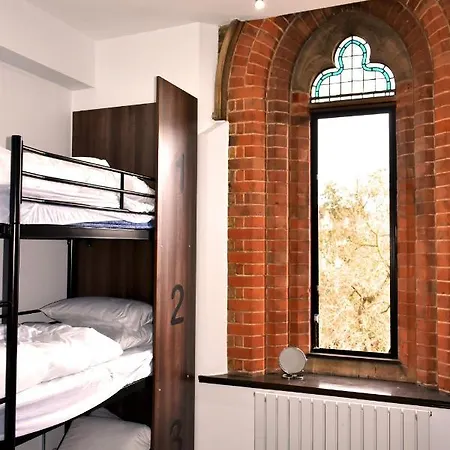 Burlington Hostel London