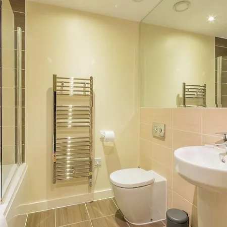 Hotel Mayfair Court Service London