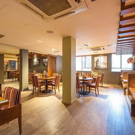 Premier Hammersmith London