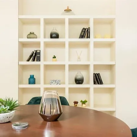 The Maida Vale Mews - Modern & Spacious 1bdr Next To Venice Canals شقة
