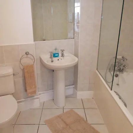 Double With Private Bathroom In Flat Centre * Londres
