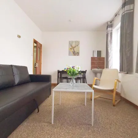 Apartman Carnation Flat A In Wembley London