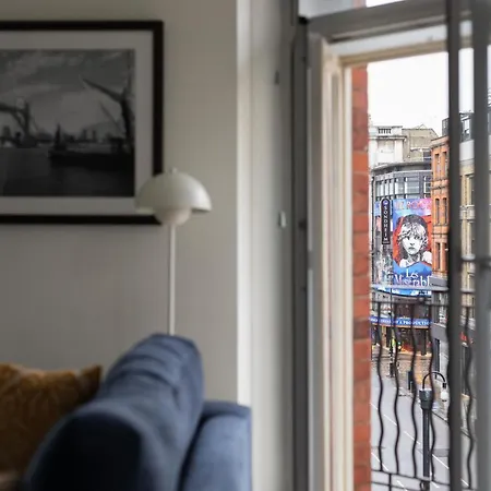 Homely - West End * Londra