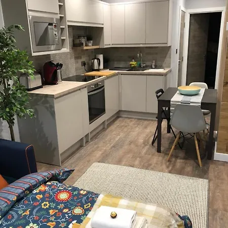 Carolyn's Place *