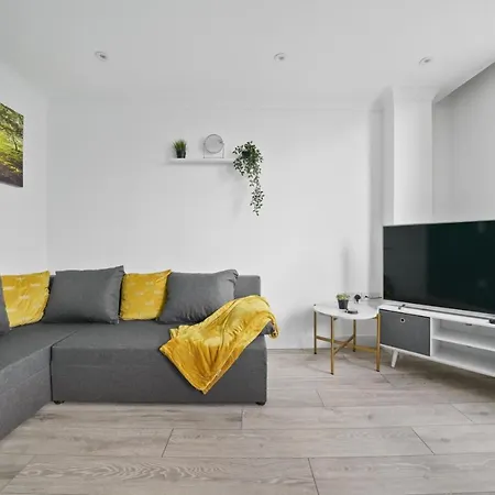 In The Heart Of The - Aldgate Zone 1