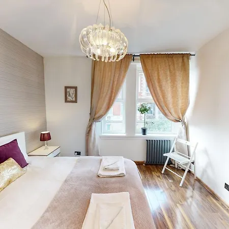 Modern 2 Bed Flat In Paddington Near Hyde Park For Up To 4 People