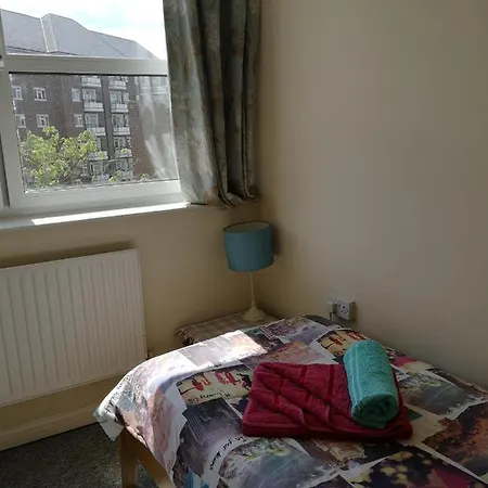 Central Near Eye * London