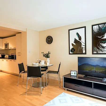 One Bed Serviced Near Blackfriars London