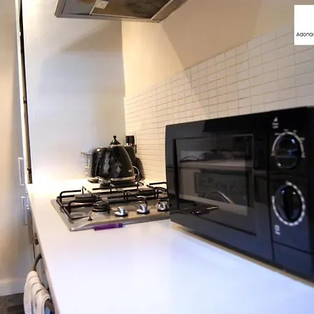 Appartamento 2 Bedroom At , Adonai Serviced Accommodation, Free Wifi And Parking