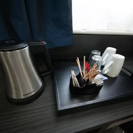 Hotel The Pack And Carriage London