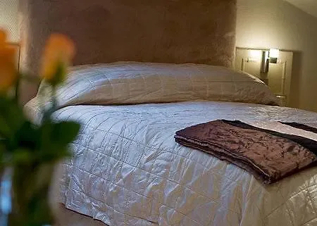 Amsterdam Hotel London